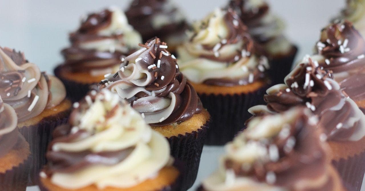 50+ Celebrities Born on October 20