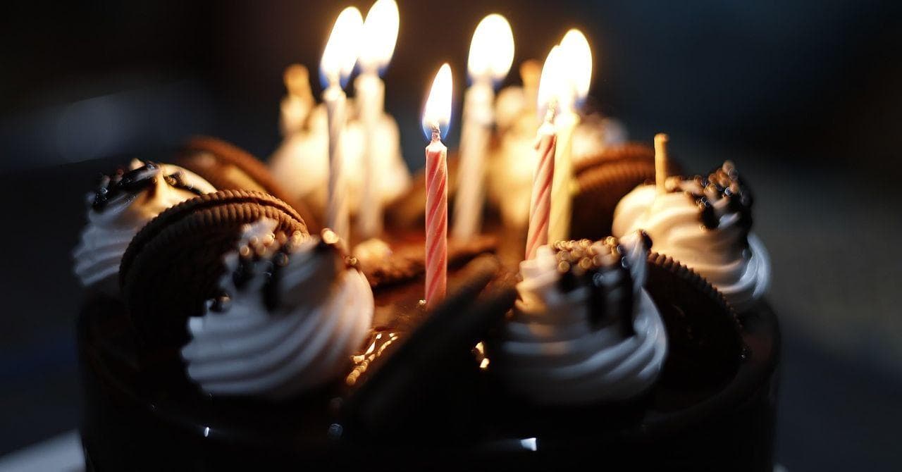 50+ Famous People Born On December 6