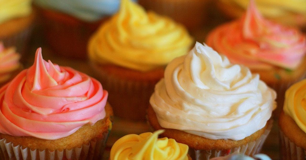 50+ Famous People Born On October 10