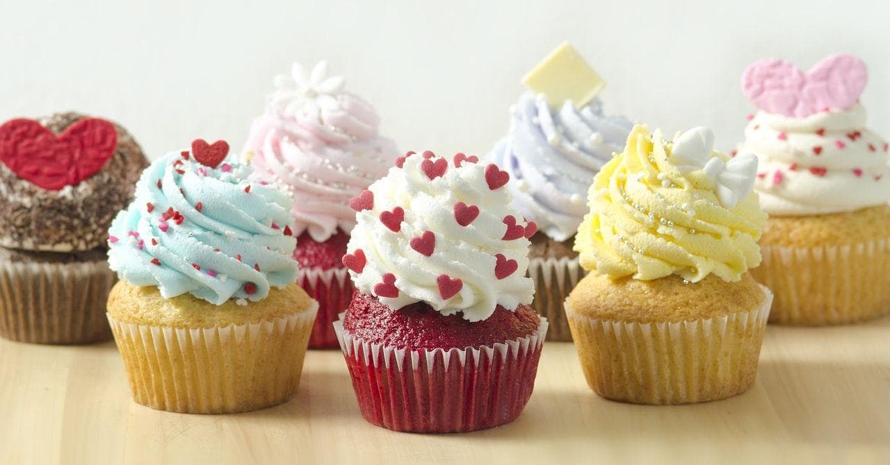 50+ Celebrities Born on November 14