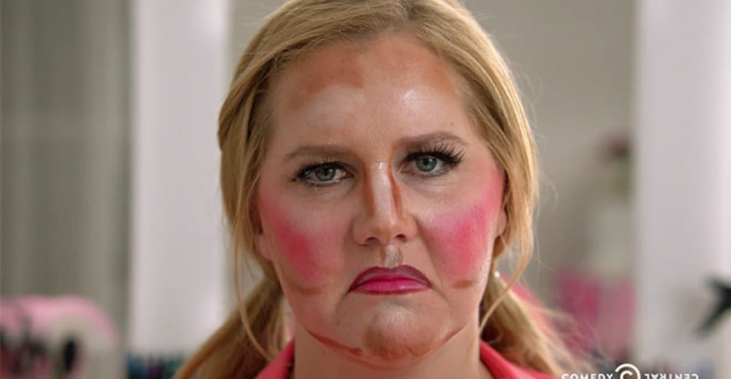 Women Describe The Rudest Things People Have Said About Their Makeup