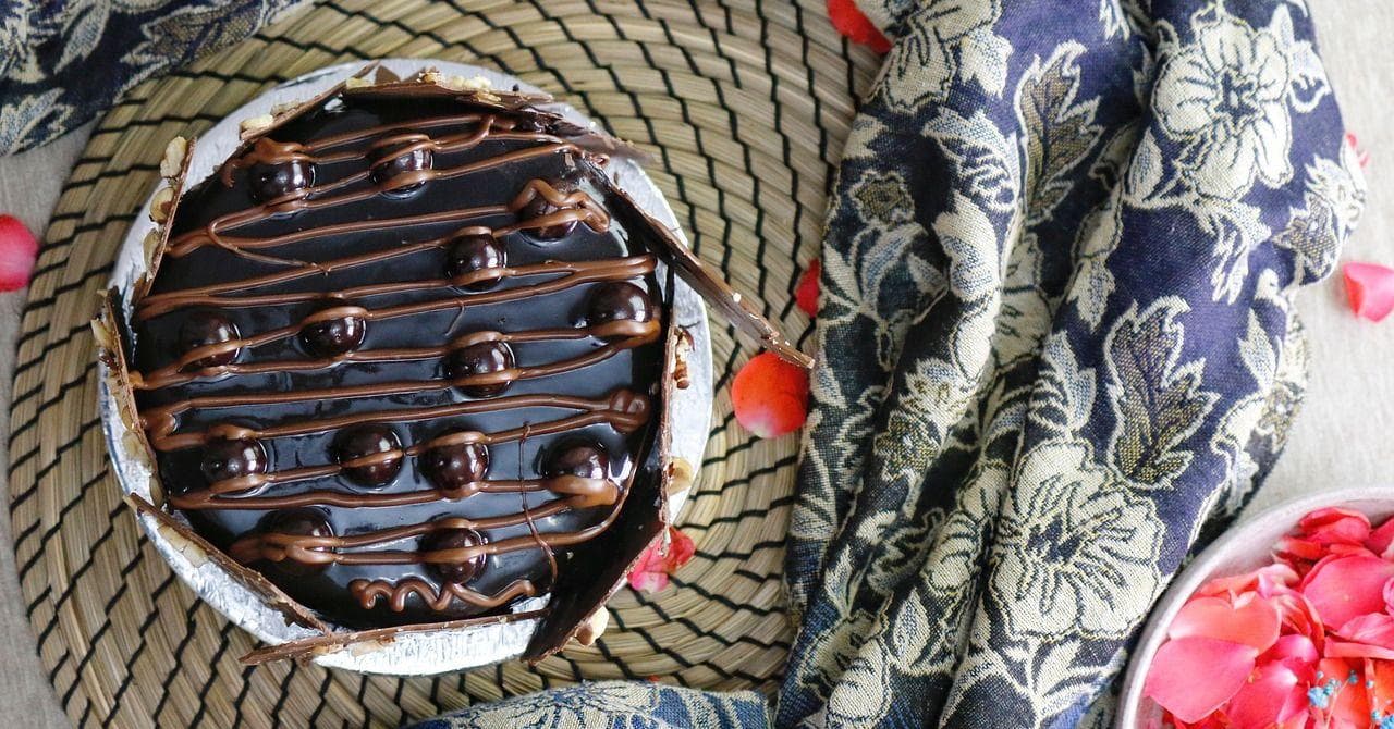 50+ Famous People Born On March 29