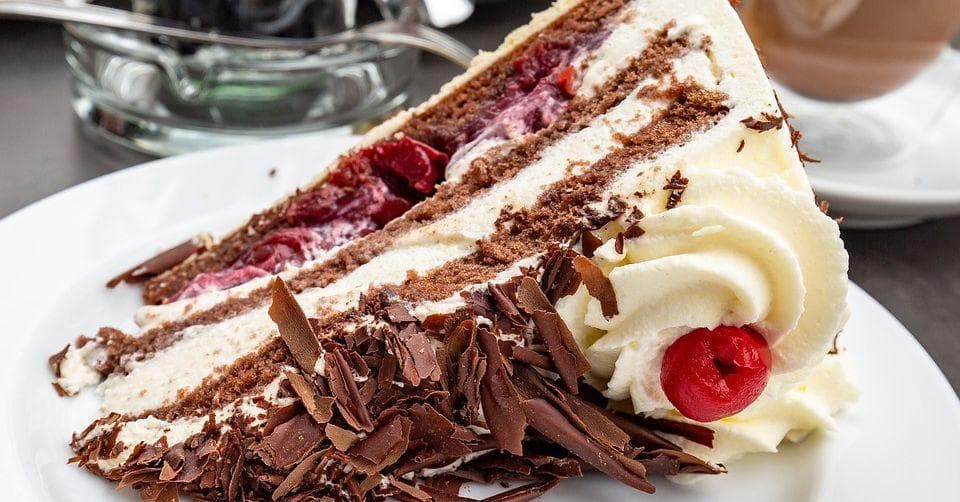 50+ Famous People Born On February 16