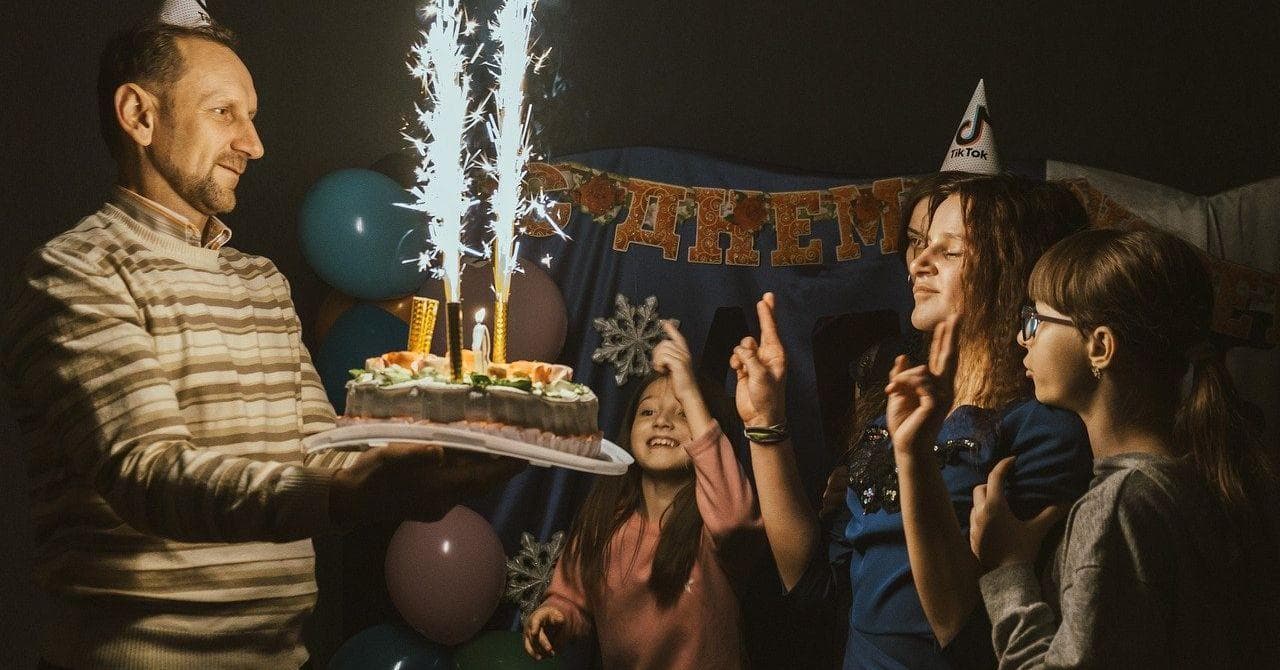 50+ Famous People Born On March 7