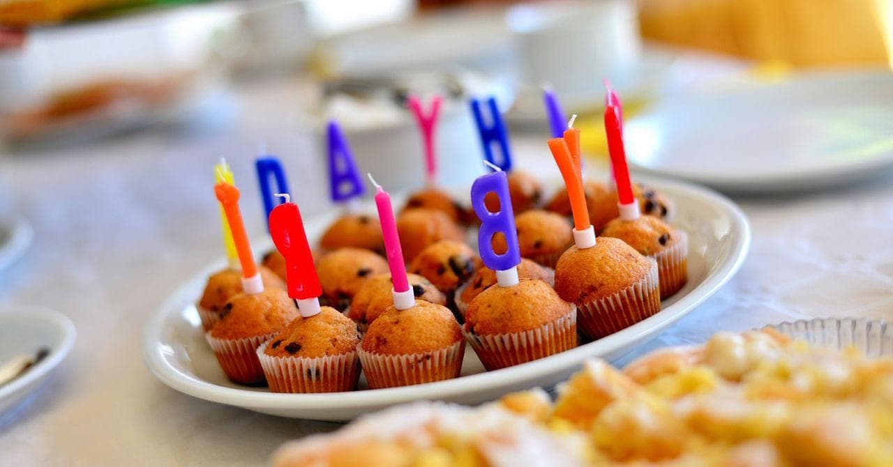 50+ Famous People Born On March 13