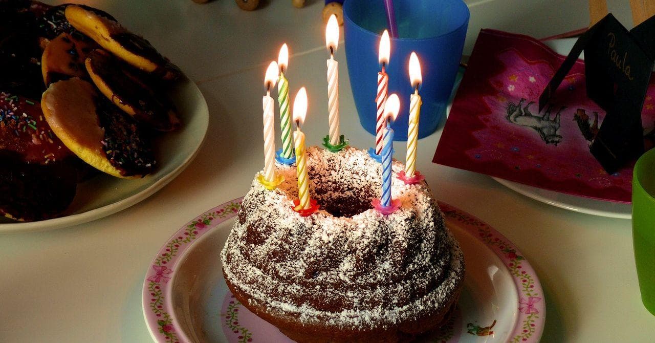 50+ Famous People Born On February 6