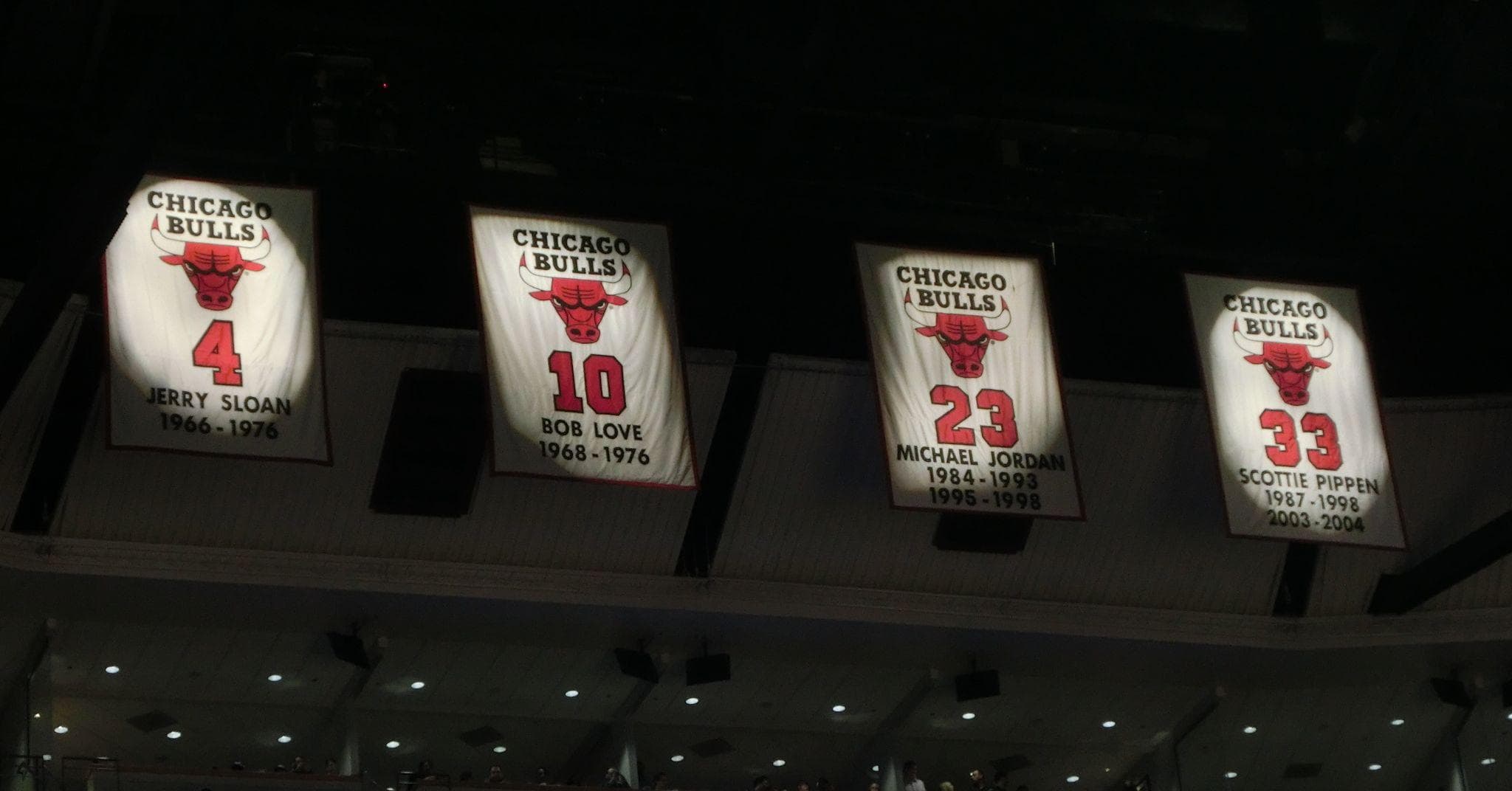 bulls retired numbers