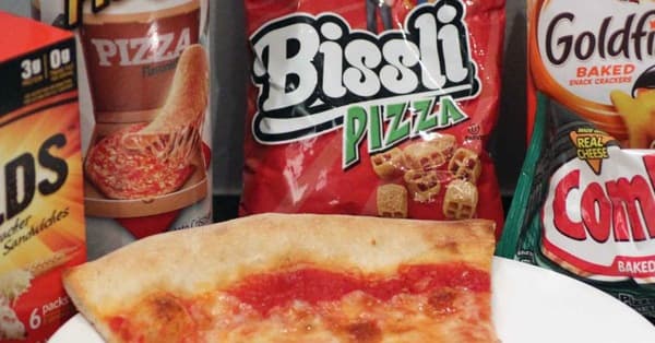 A Bigfoot pizza with 3 toppings for $10.99! : r/pizzahut