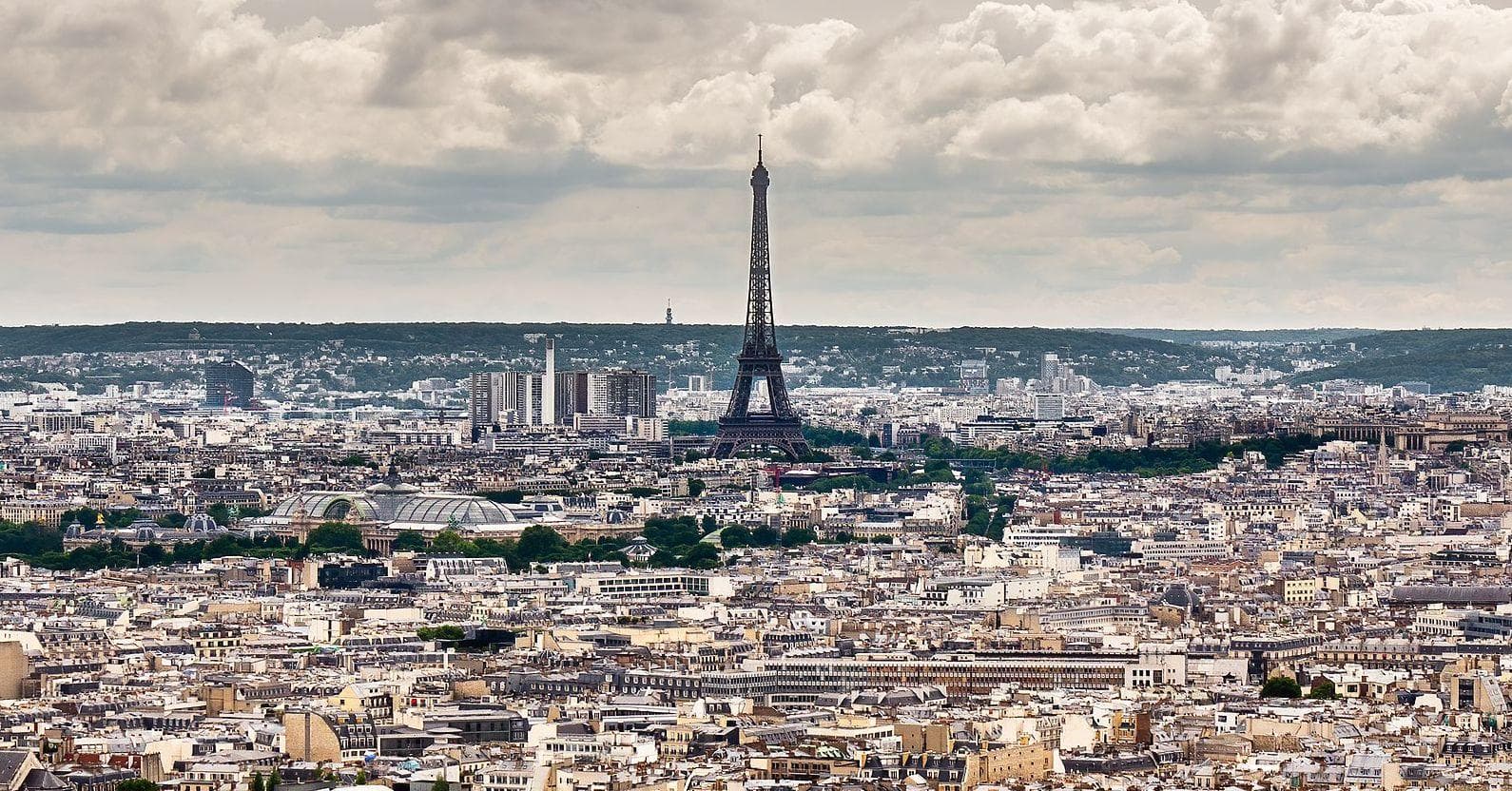 15 Unspoken Rules About France That All The Locals Know