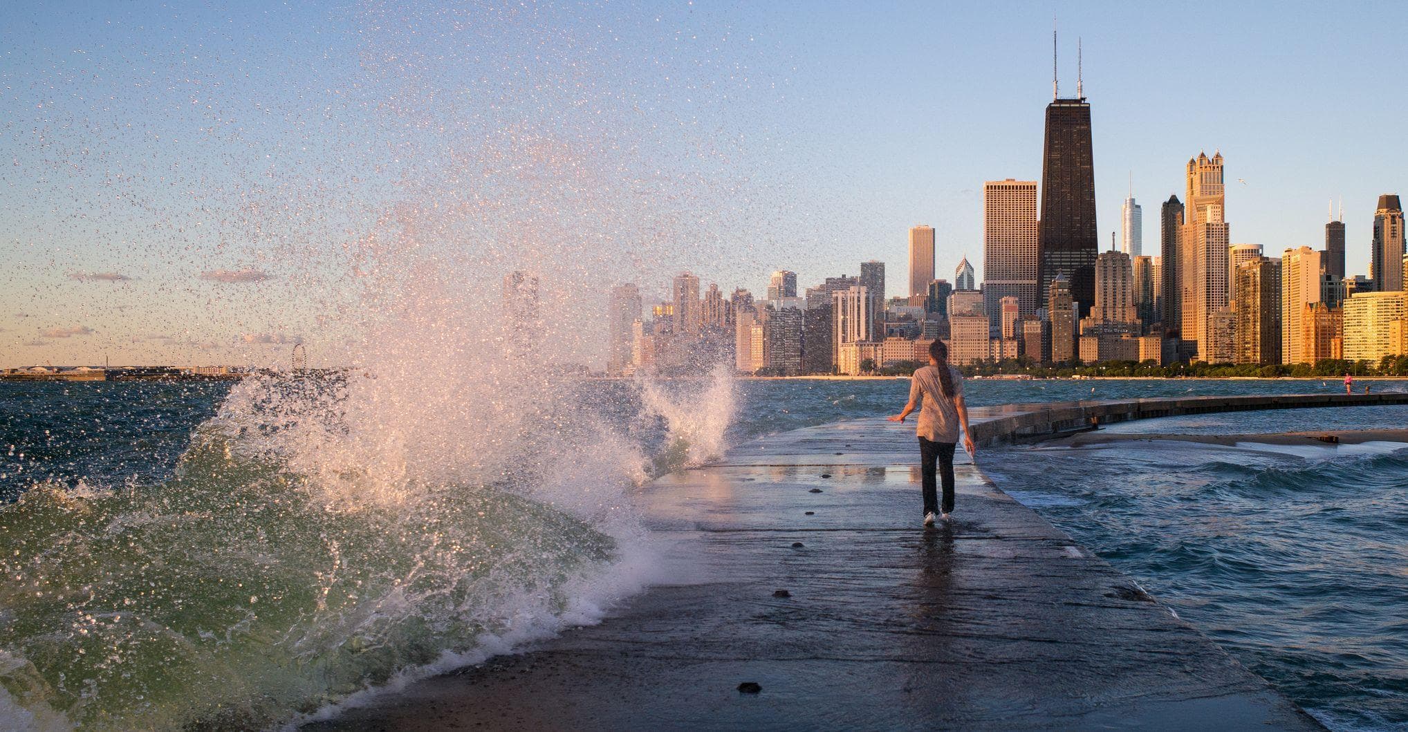 Is Lake Michigan Safe To Swim In? 11 Reasons It Can Be Dangerous