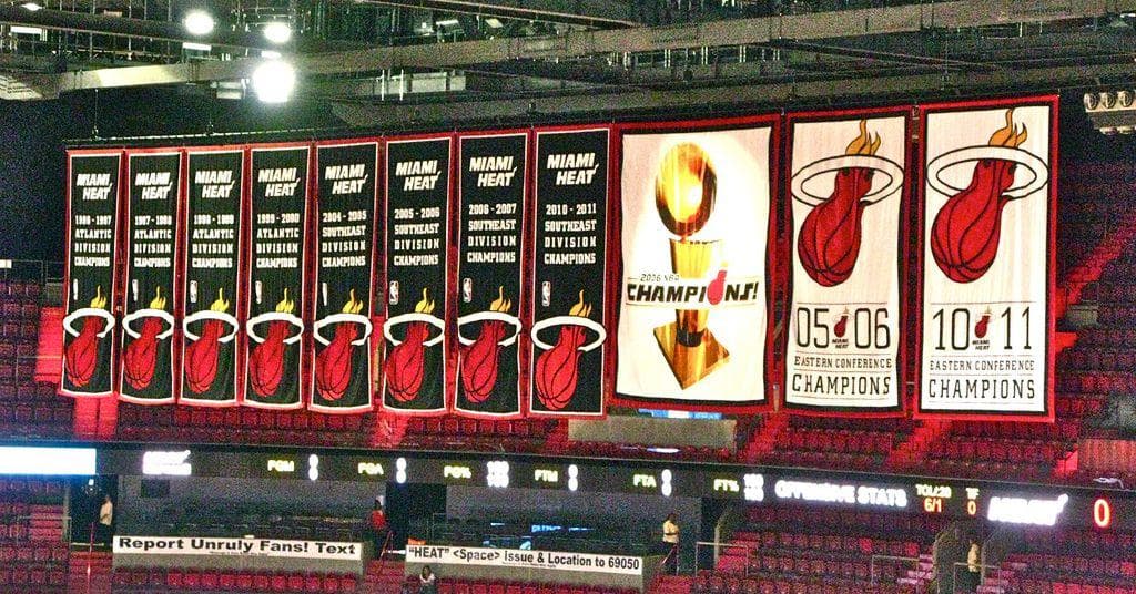 miami heat retired jersey numbers