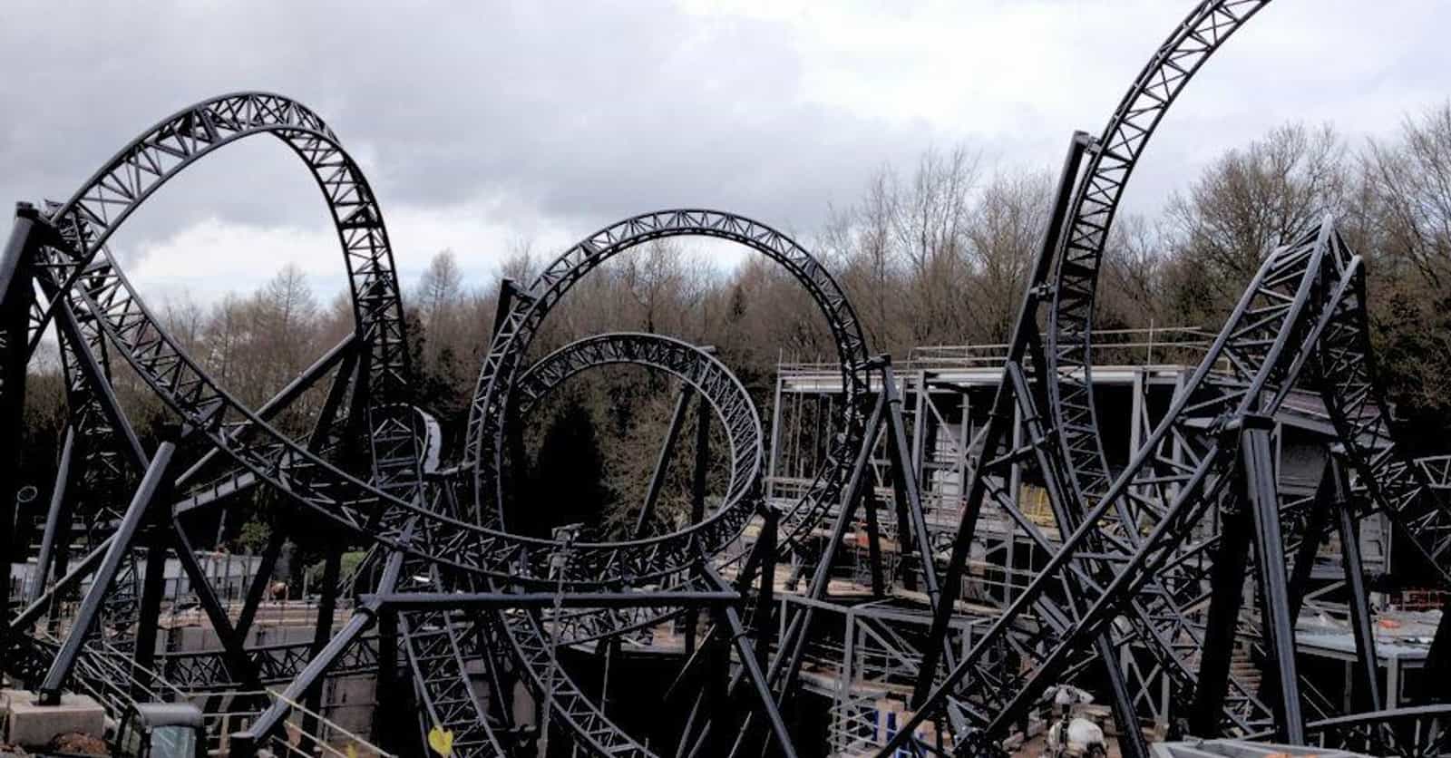The Most Ludicrously Reckless Theme Park Rides Ever Created