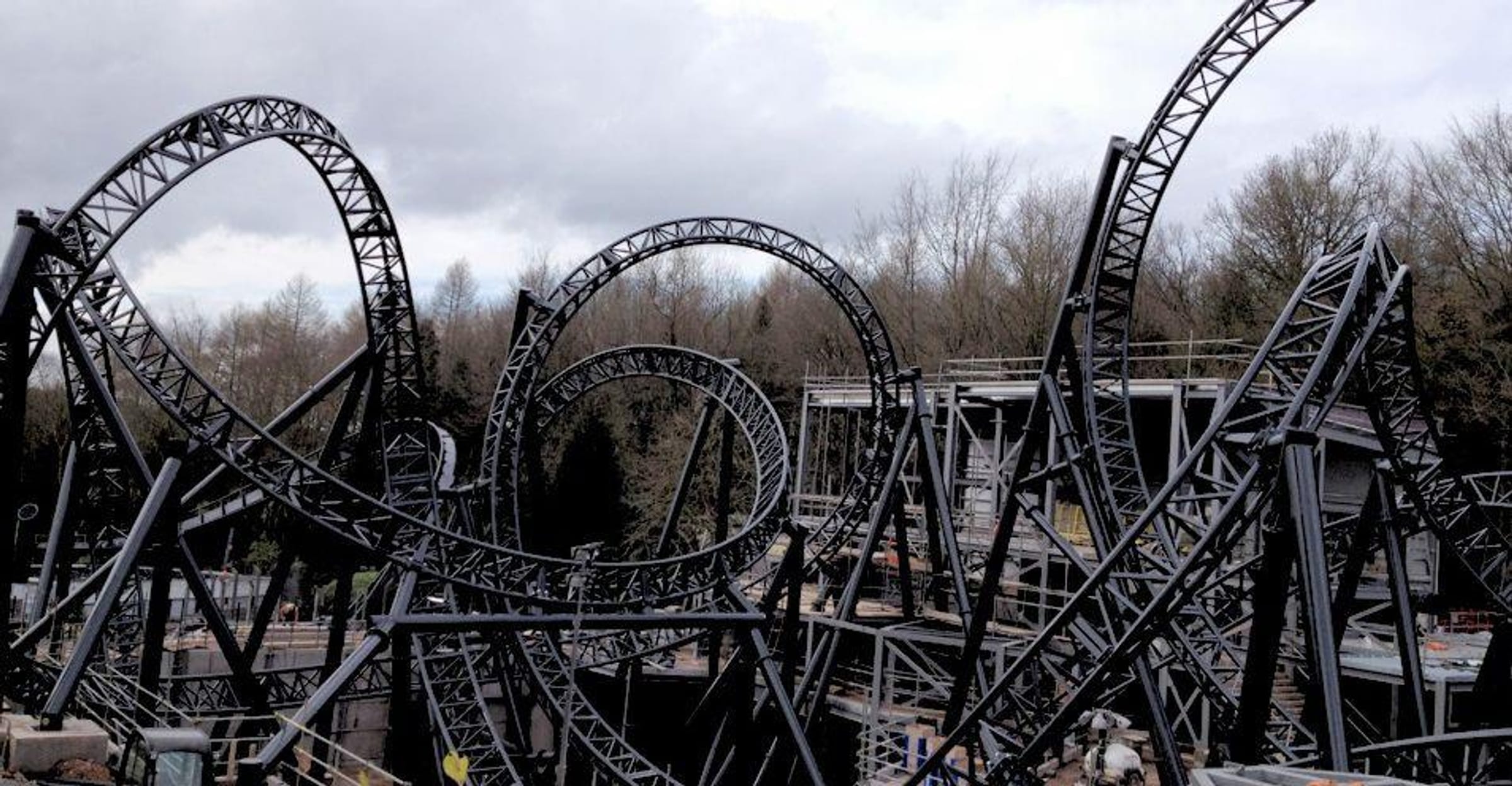 The 12 Most Ludicrously Dangerous Theme Park Rides Ever Created