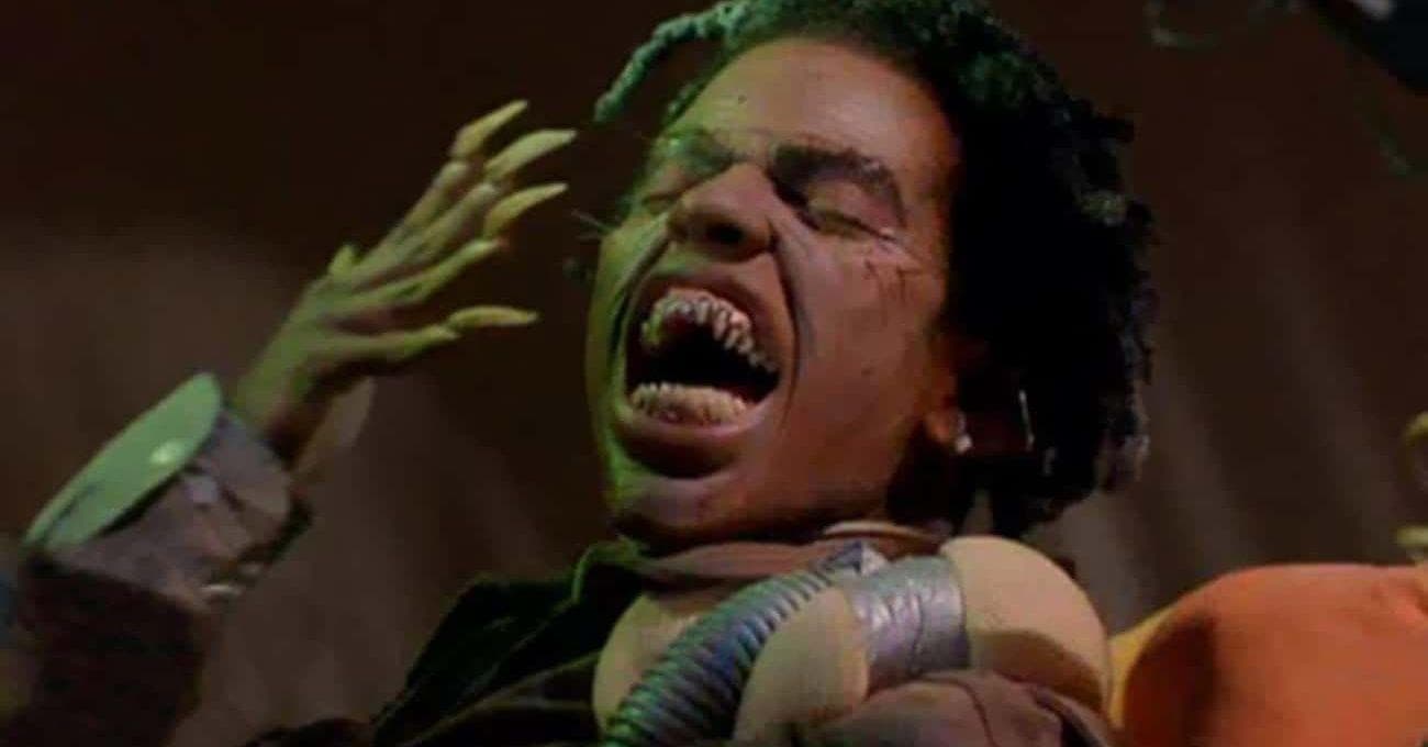 Graveyard Shift Readers Are Sharing The Horror Movies They Could Only Watch Once