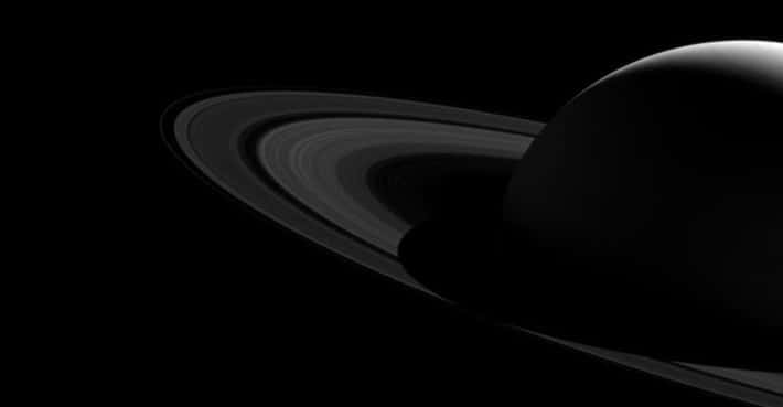 Pics of Saturn from NASA's Cassini