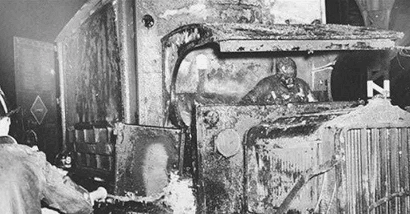 Shocking and Gruesome Photos by Weegee, the Famous Crime Scene Photographer