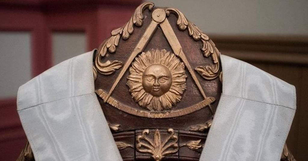 Download 15 Common Freemason Symbols You've Never Noticed Before