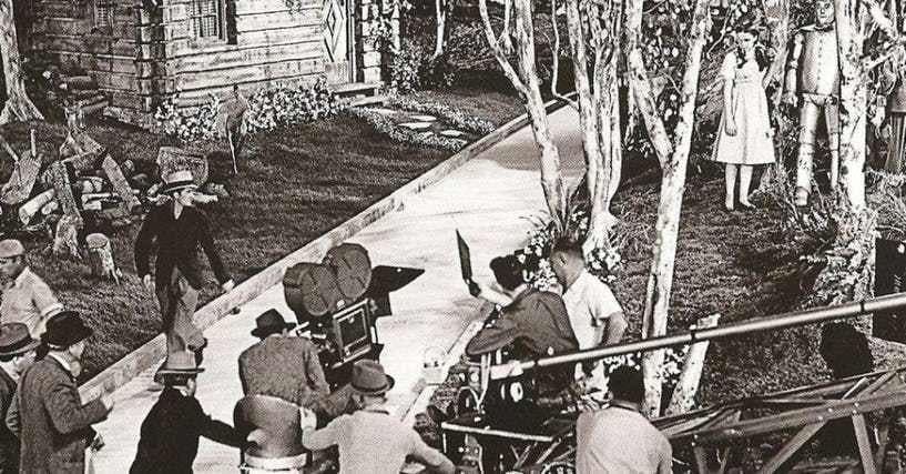 16 Freaky Stories Behind The Scenes Of The Wizard Of Oz