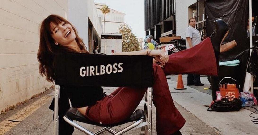 Герл босс это. Девушка босс. Girlboss сленг. Девочка босс girlboss".