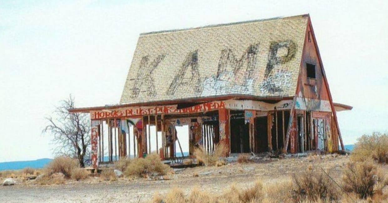 The Tragic And Cursed History Of Two Guns, Arizona