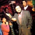 Jerry O'Connell, Sabrina Lloyd, John Rhys-Davies   Sliders is an American science fiction and fantasy television series created by Robert K. Weiss and Tracy Tormé. It was broadcast for five seasons between 1995 and 2000.