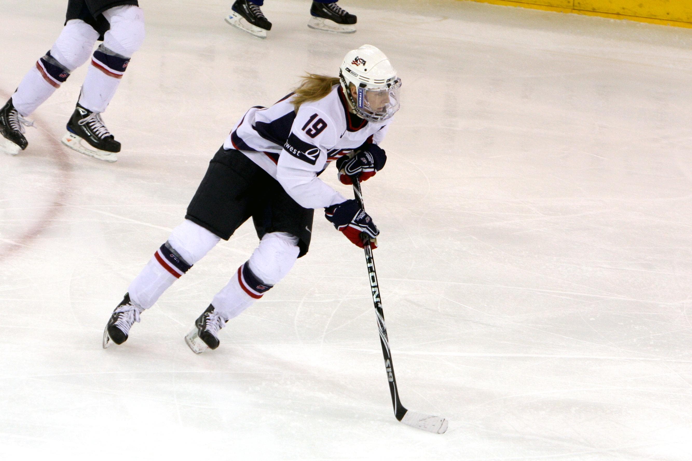 List of 100+ Famous Female Ice Hockey Players
