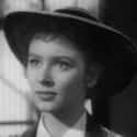 Dec. at 60 (1929-1989)   Amanda Blake was an American actress best known for the role of the red-haired saloon proprietress "Miss Kitty Russell" on the television western Gunsmoke.