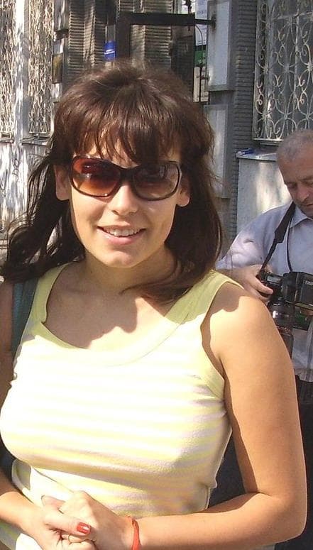 25+ Famous People Born On 4/26 | Celebrities With April 26 Birthdays