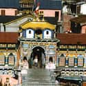Badrinath Temple on Random Top Must-See Attractions in India