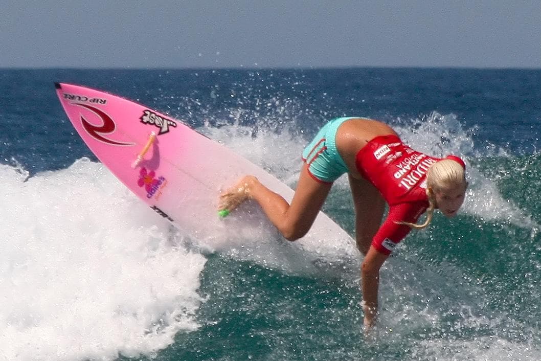Erica Hosseini: The Answer to Women's Pro Surfing - The Surfers View