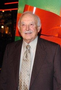 Celebrities Born in 1922 | List of Famous Men & Women Born in 1922