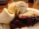 Blackberry pie on Random Best Thanksgiving Desserts
