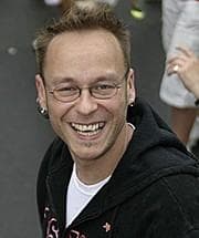 Celebrities Born in 1970 | List of Famous Men & Women Born in 1970