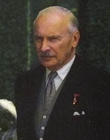 Celebrities Born in 1906 | List of Famous Men & Women Born in 1906