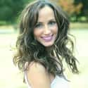 Richell Rene "Chely" Wright is an American country music singer and gay rights activist.