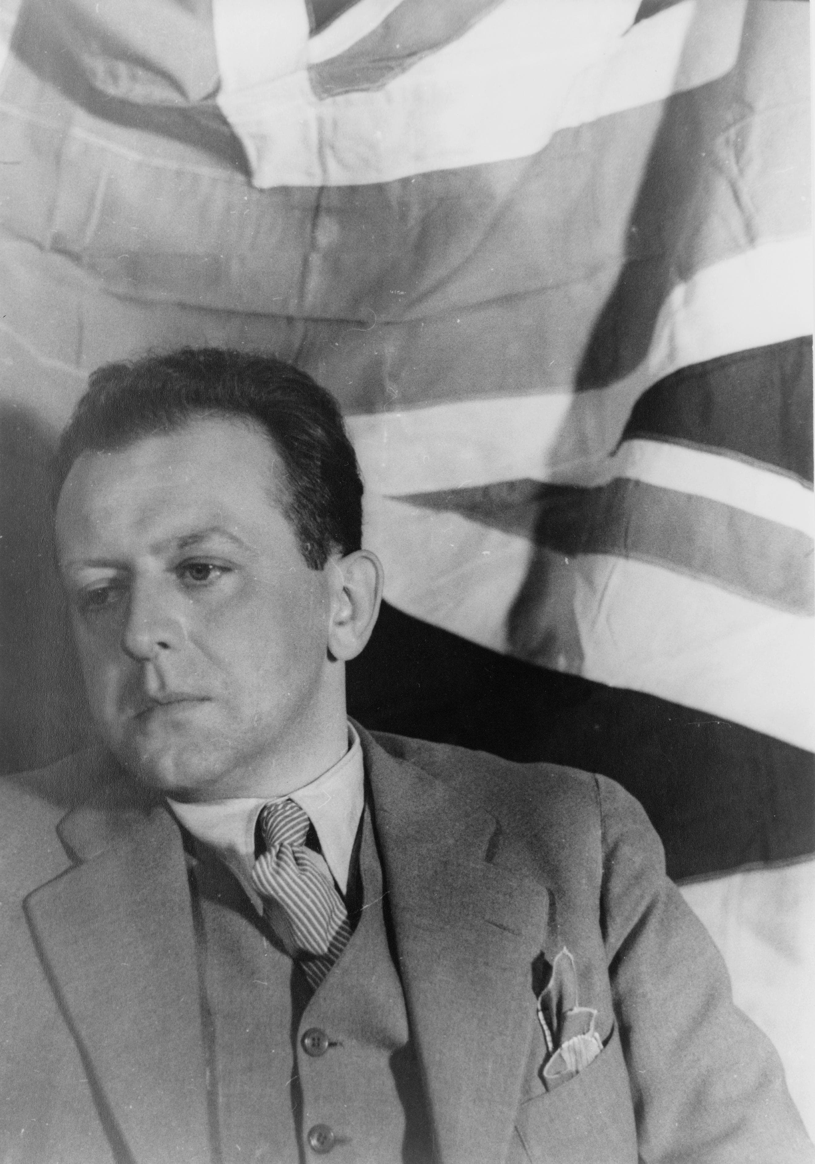 Celebrities Born in 1900 | List of Famous Men &amp; Women Born in 1900 (Page 3)