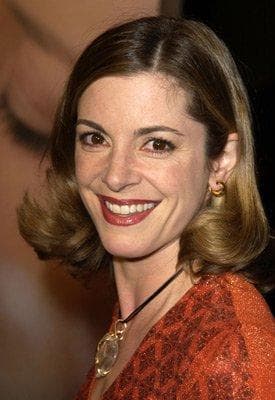 Female or Women Celebrity Hairstyles: Cynthia Gibb