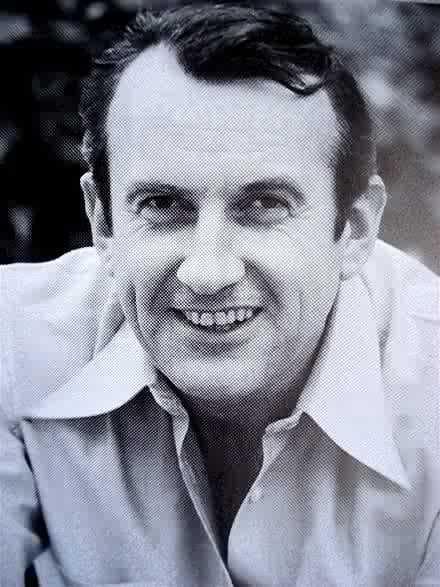 Jean benguigui. Даниэль секкальди. Даниэль чеккальди. Жак франсуа актер. Даниэль секкальди игрушка.