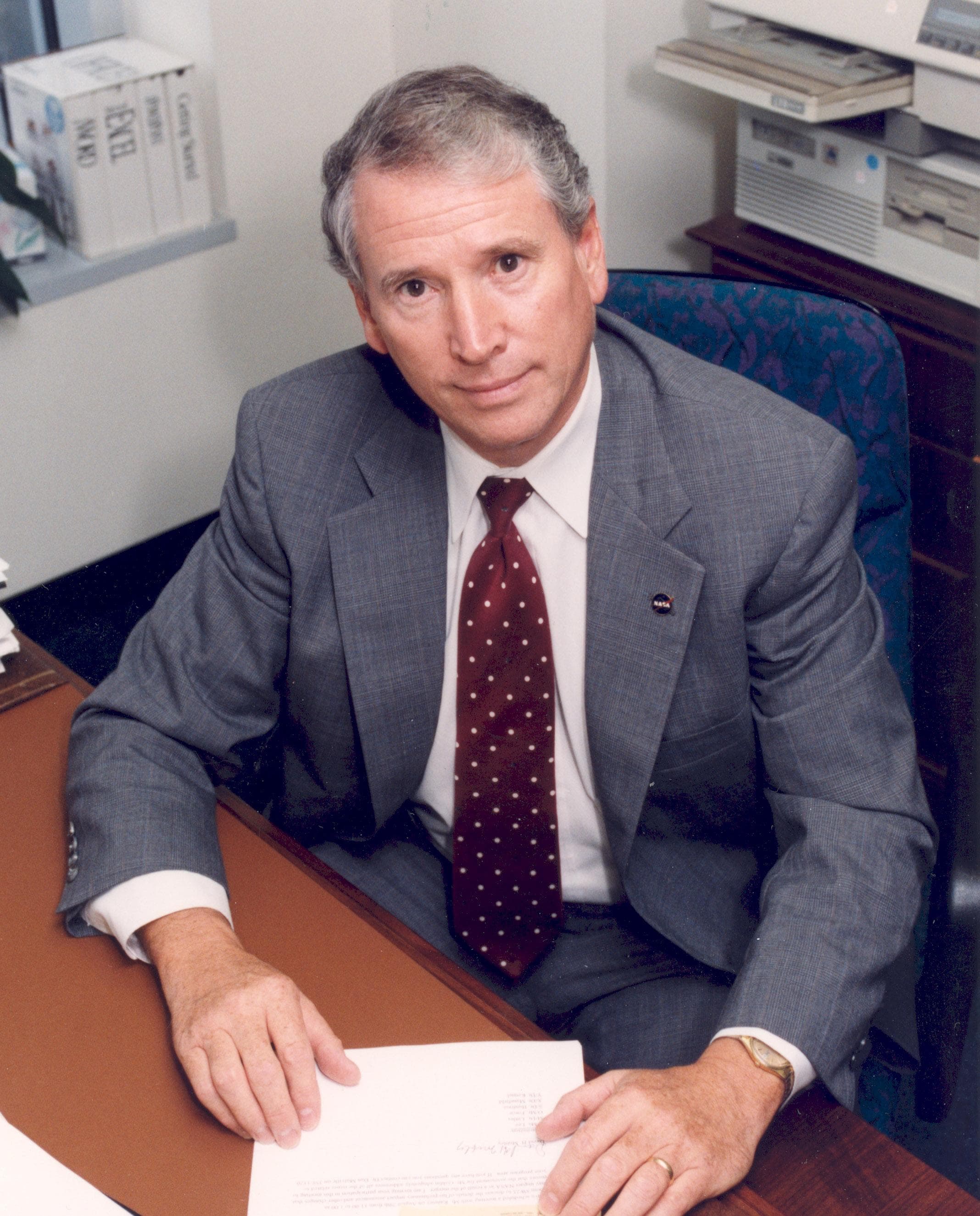 Celebrities Born in 1939 | List of Famous Men & Women Born in 1939