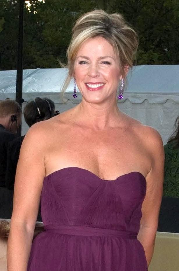 Famous Female TV Anchorpersons; Top Female TV Anchorwomen List
