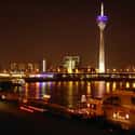 Düsseldorf on Random Cities With the Best Sports Fans