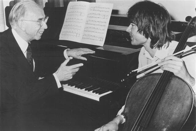 Celebrities Born in 1906 | List of Famous Men & Women Born in 1906