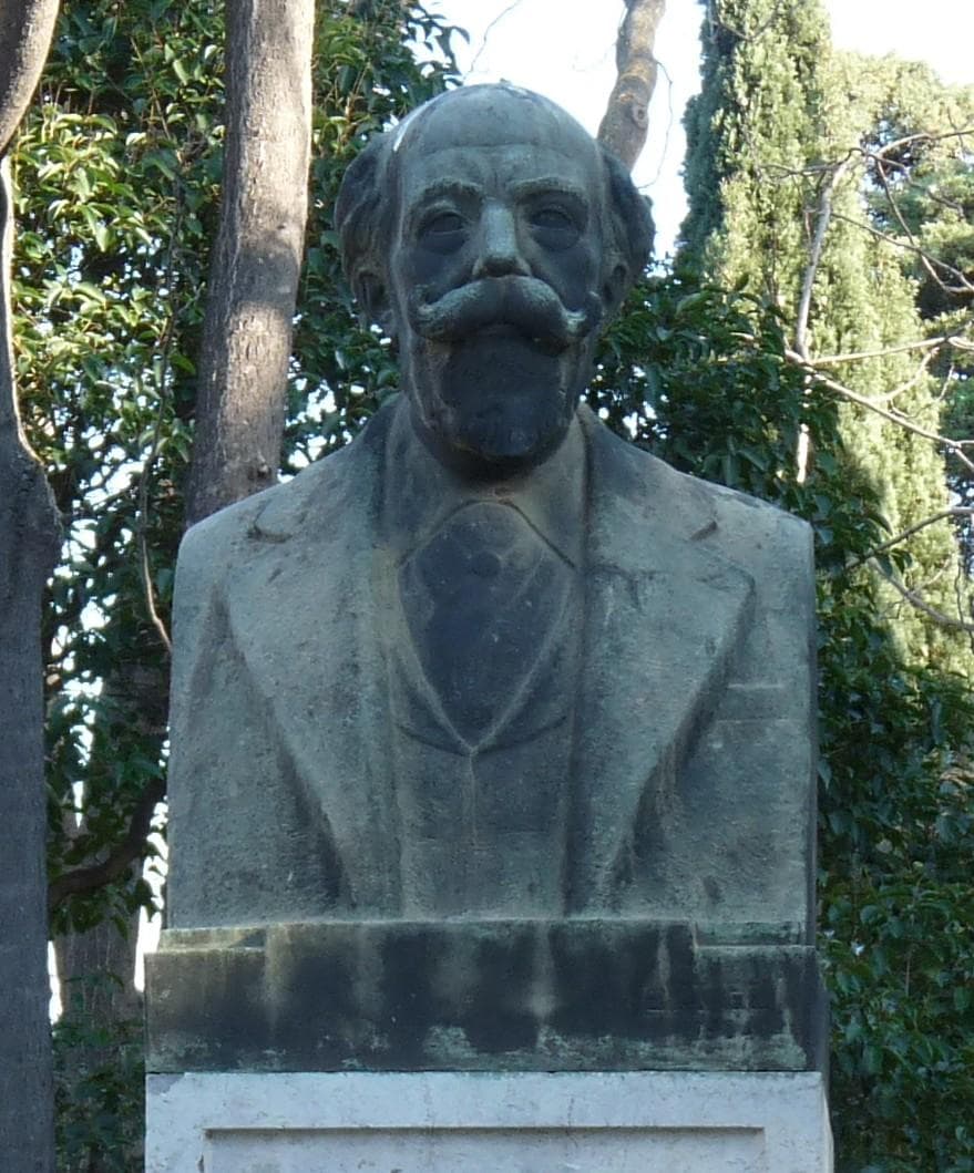 Famous Playwrights from Spain | List of Top Spanish Playwrights