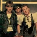 Synthpop, New Wave, Pop music   Frankie Goes to Hollywood were a British band popular in the mid-1980s.