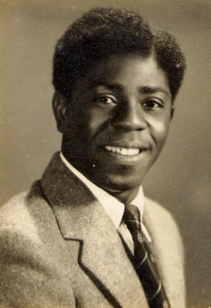 Celebrities Born in 1917 | List of Famous Men & Women Born in 1917