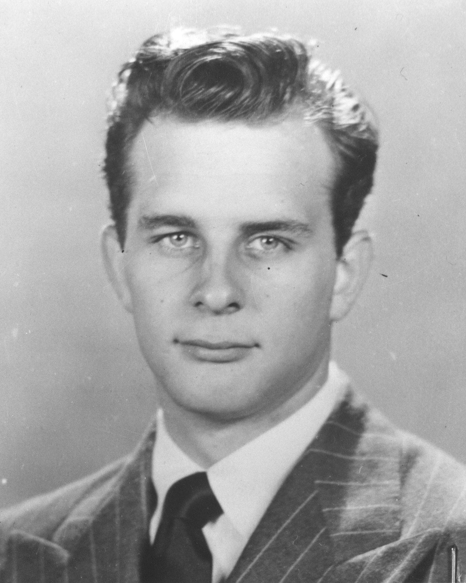 Famous People Who Died of Killed In Action | List of Celebrity KIA Deaths