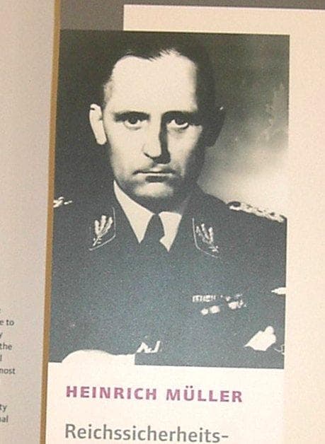 Celebrities Born in 1900 | List of Famous Men & Women Born in 1900 (Page 4)