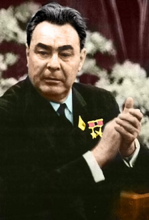 https://imgix.ranker.com/node_img/72/1433785/original/leonid-brezhnev-writers-photo-1?w=125&h=125&fit=crop&crop=faces&q=60&fm=pjpg