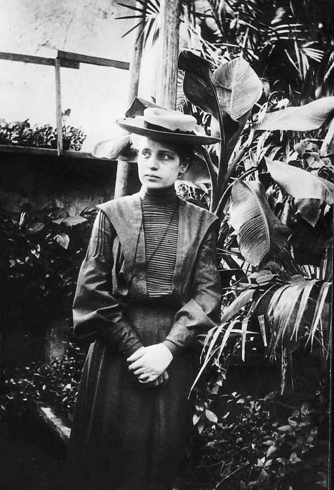 Lise Meitner is listed (or ranked) 9 on the list 16 Brilliant Women From History Who Got No Credit For Their Groundbreaking Work