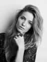 age 34   Annabelle Wallis is an English actress, best known for her role as Jane Seymour in Showtime's period drama The Tudors, Bridget in ABC's drama Pan Am, Grace Burgess in the BBC's drama Peaky...